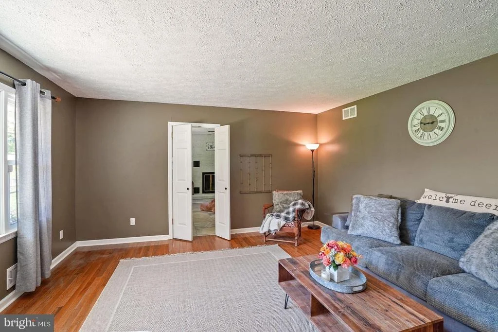Photo of 5540 OLIVER LANE