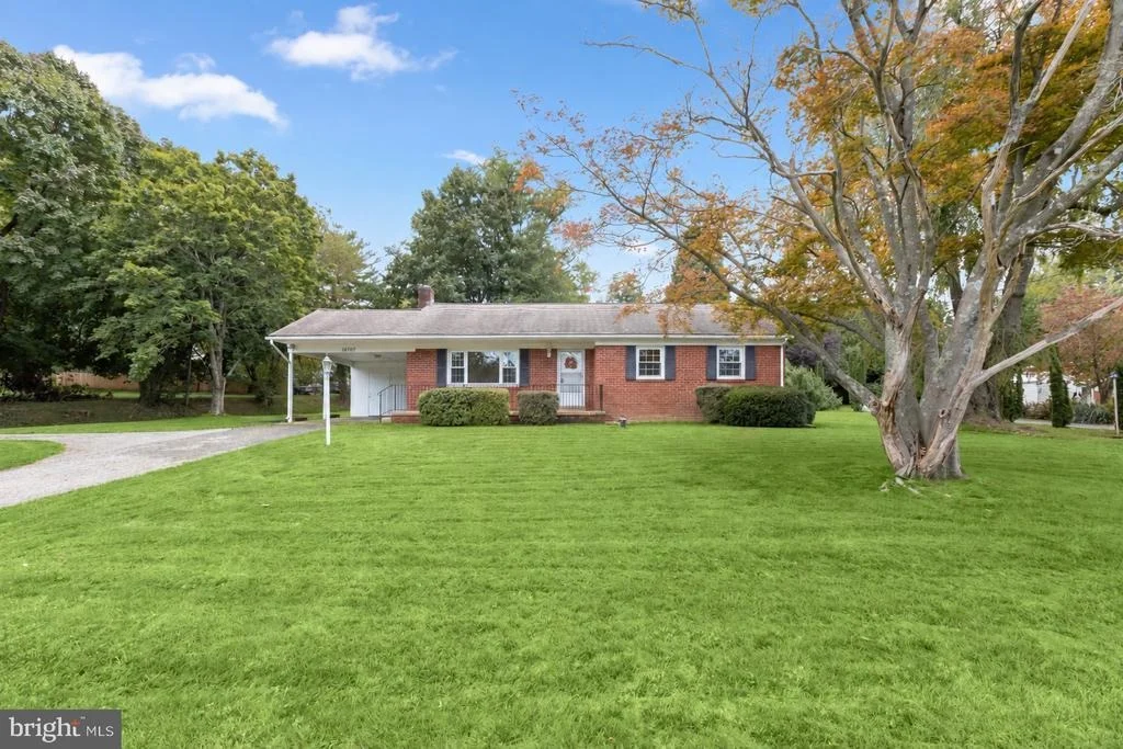 Photo of 16707 FREDERICK ROAD