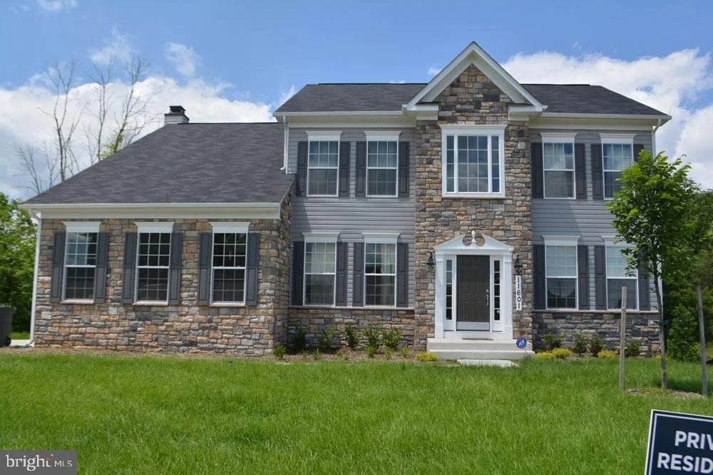 Photo of 490 BRYAN POINT ROAD