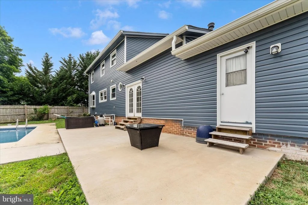 Photo of 301 LANAFIELD DRIVE