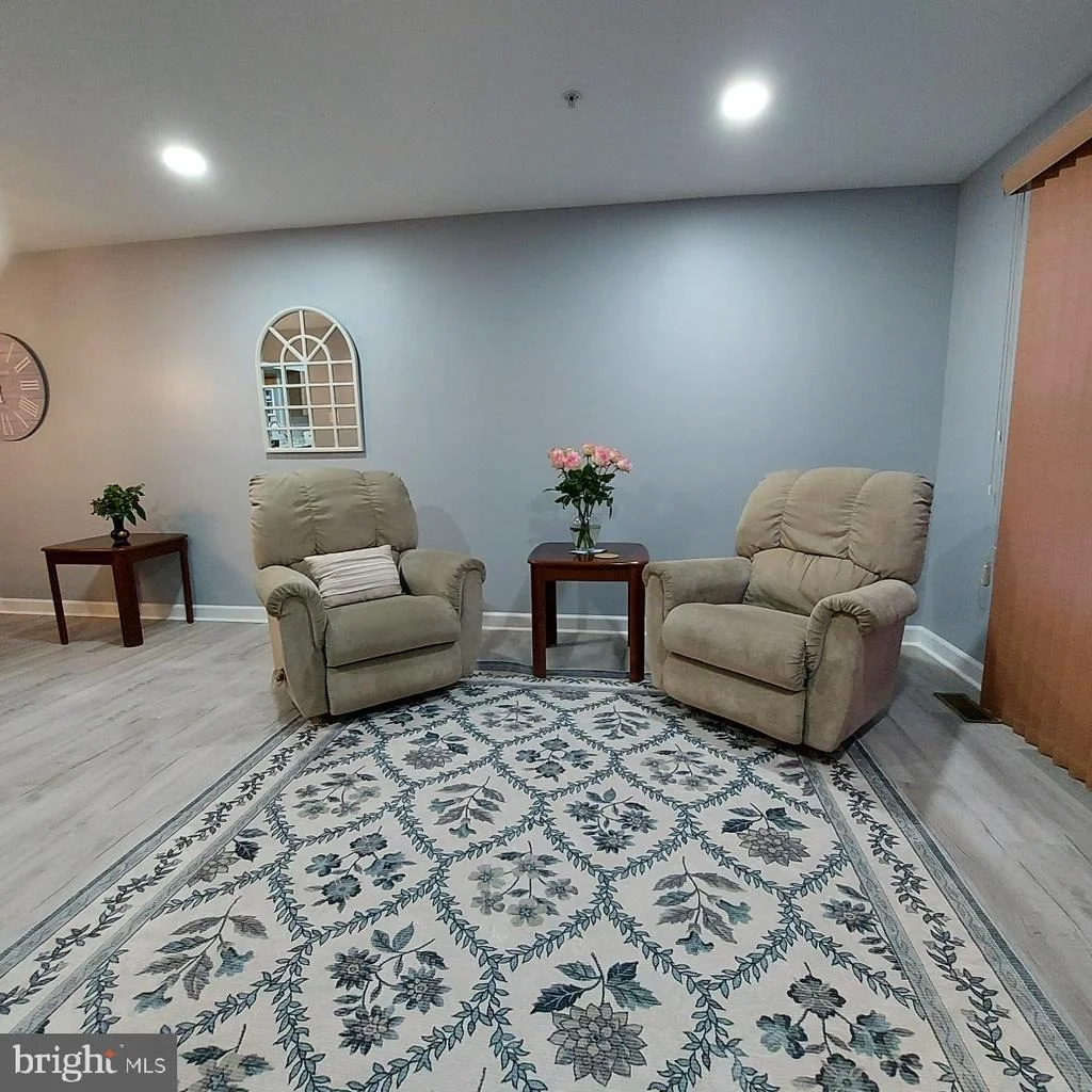 Photo of 8904 BALLARD LANE