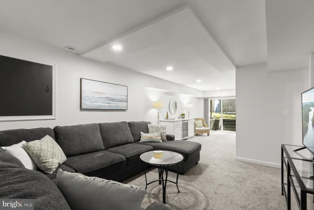 Photo of 579 WEST DRIVE