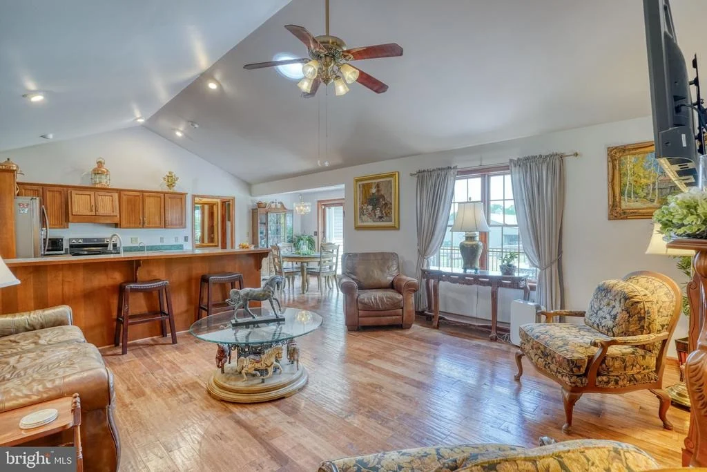 Photo of 6505 GRIFFITH LAKE DRIVE