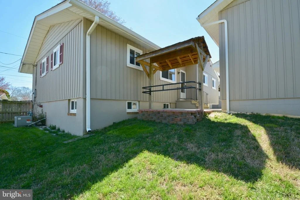 Photo of 6618 BOWIE DRIVE
