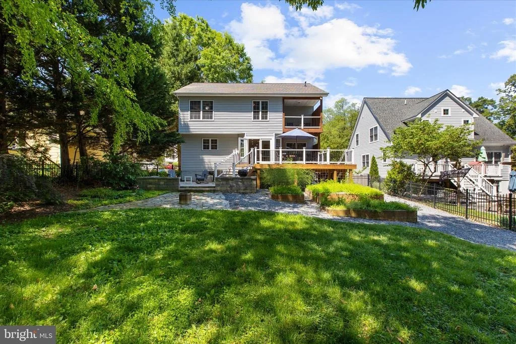 Photo of 102 BREWER AVENUE