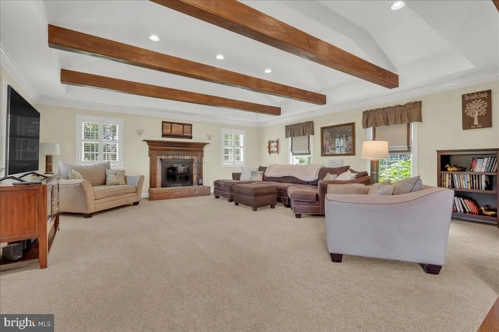 Photo of 57 TENBY CHASE DRIVE