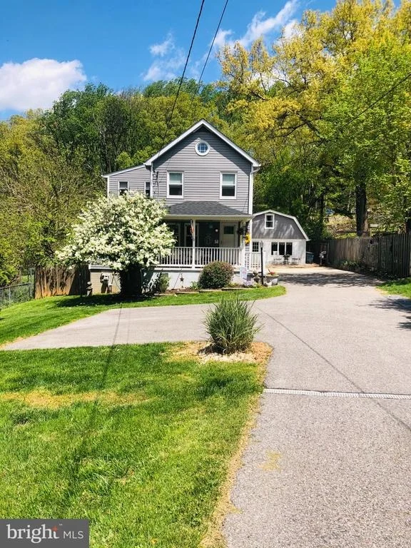 Photo of 607 REST AVENUE