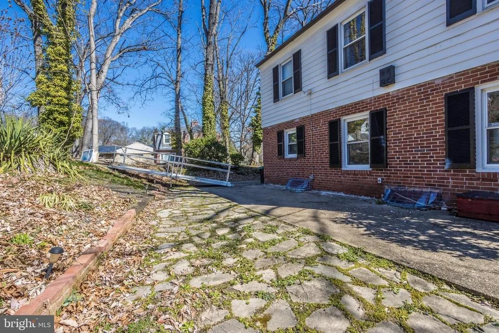 Photo of 4008 LOCH RAVEN BOULEVARD
