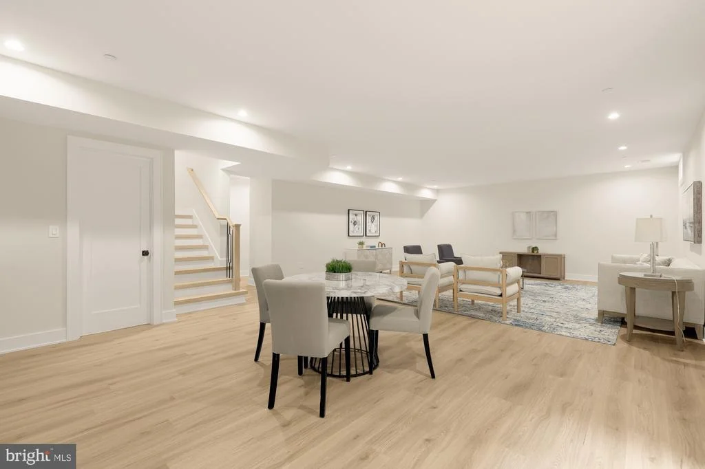 Photo of 9512 FOREST ROAD