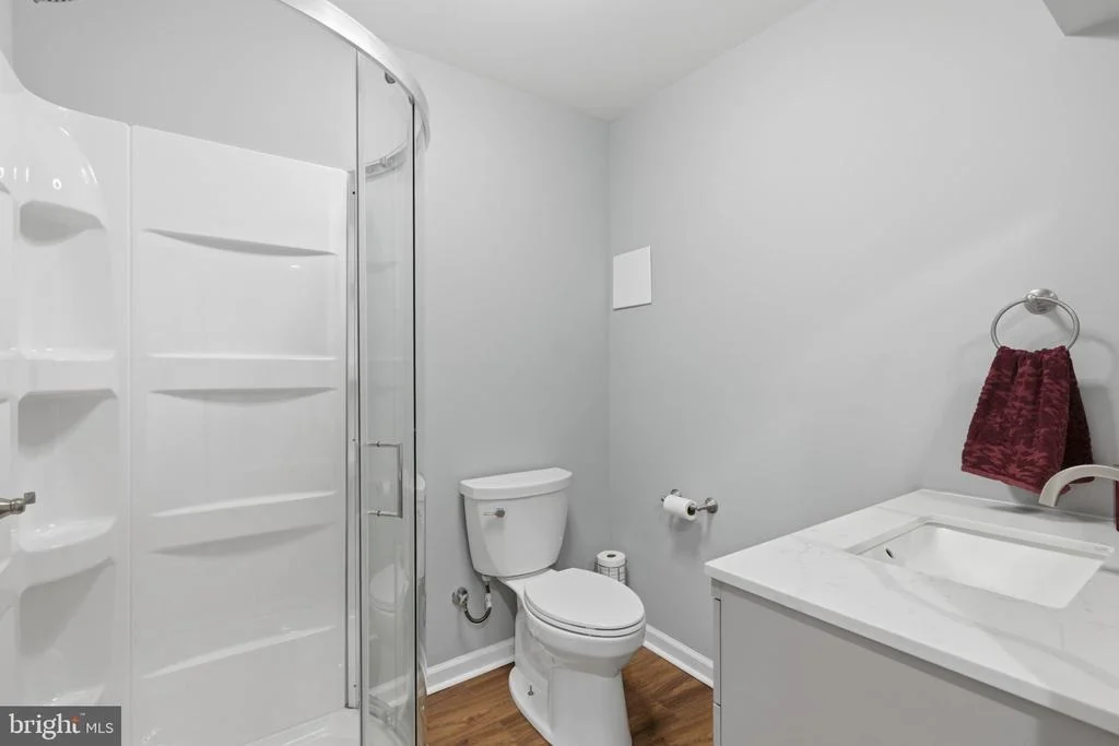 Photo of 922 SIDEHILL DRIVE