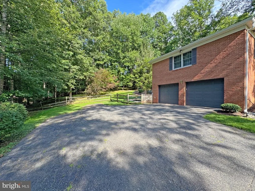 Photo of 14303 NORTHWYN DRIVE