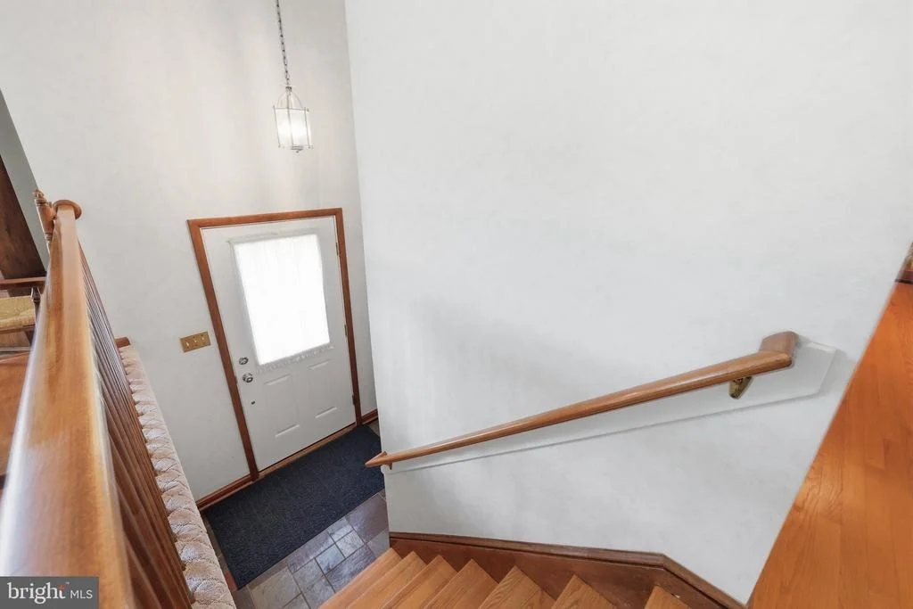 Photo of 8117 RUNNYMEADE DRIVE