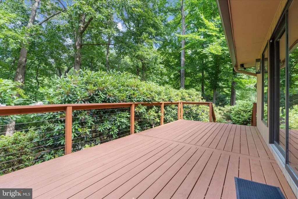 Photo of 698 DISCOVERY ROAD