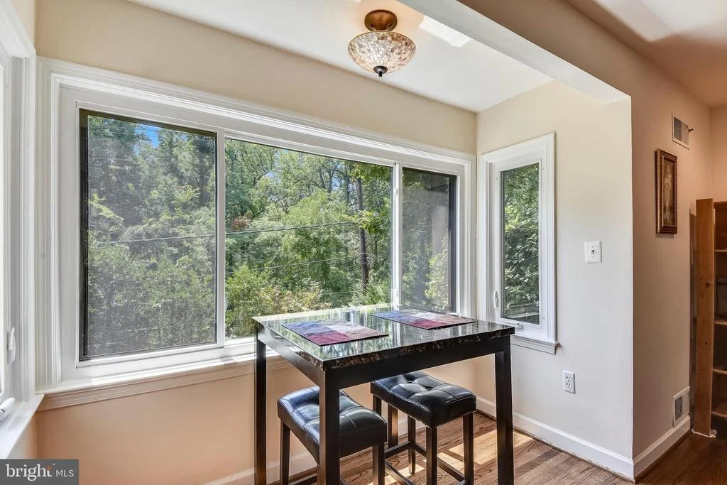 Photo of 9919 MACARTHUR BOULEVARD