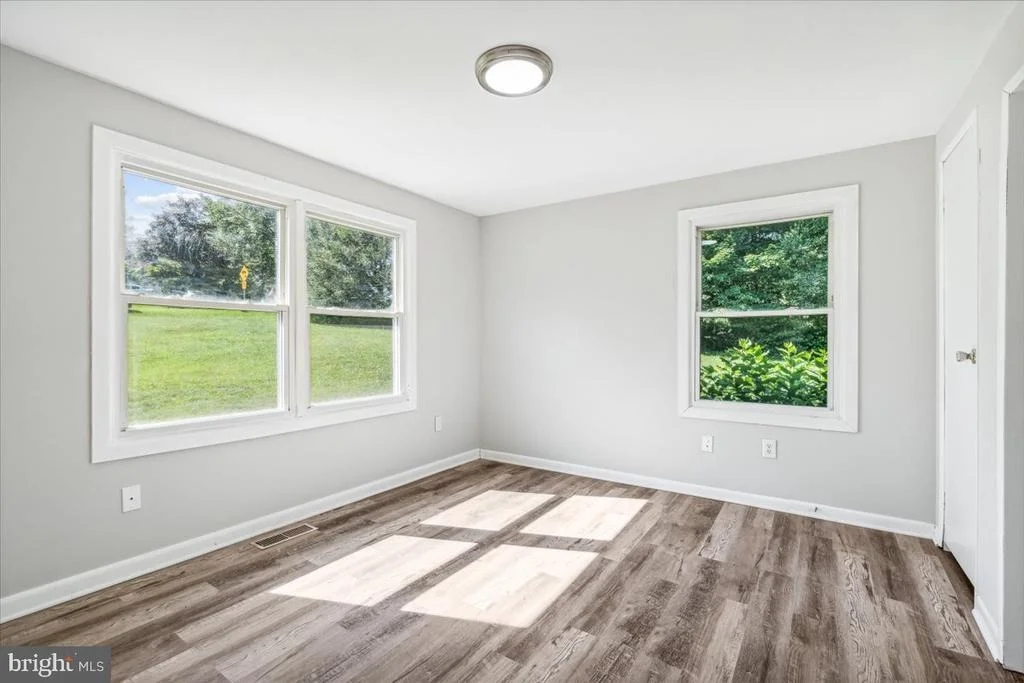 Photo of 6347 DAVIS ROAD