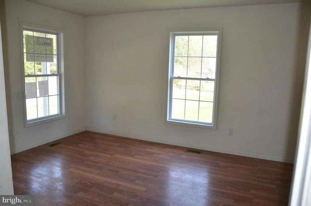 Photo of 3321 MEADOW LANE