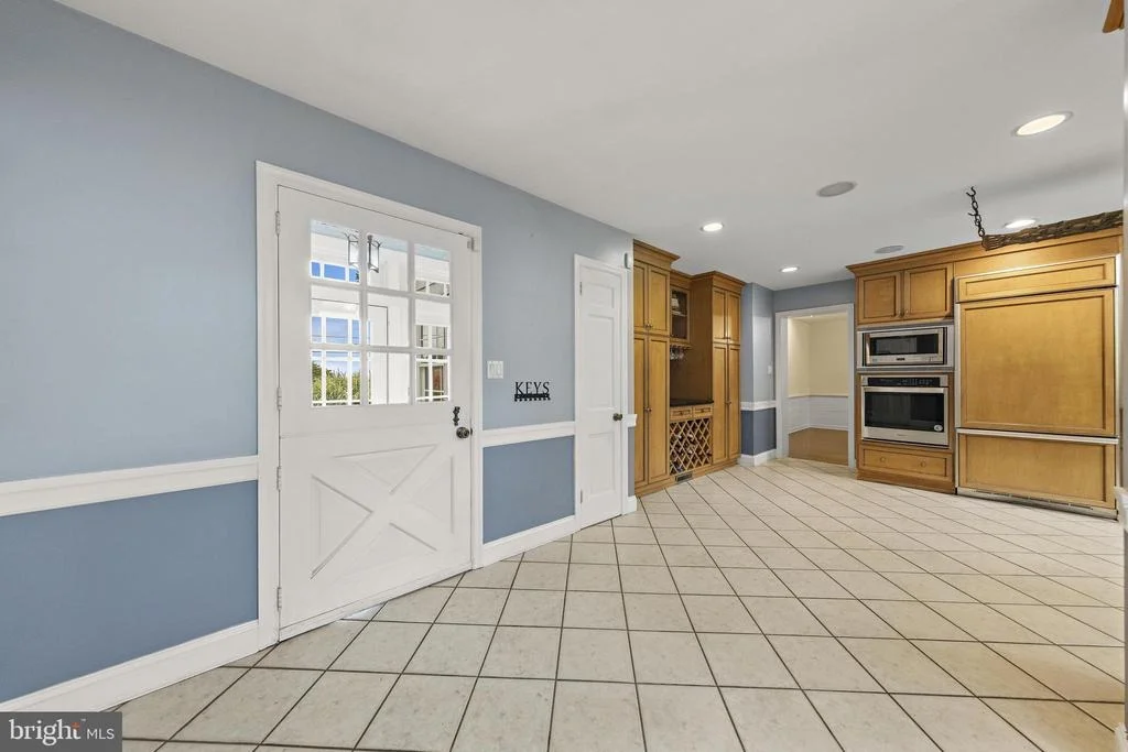Photo of 186 FAIRVIEW ROAD