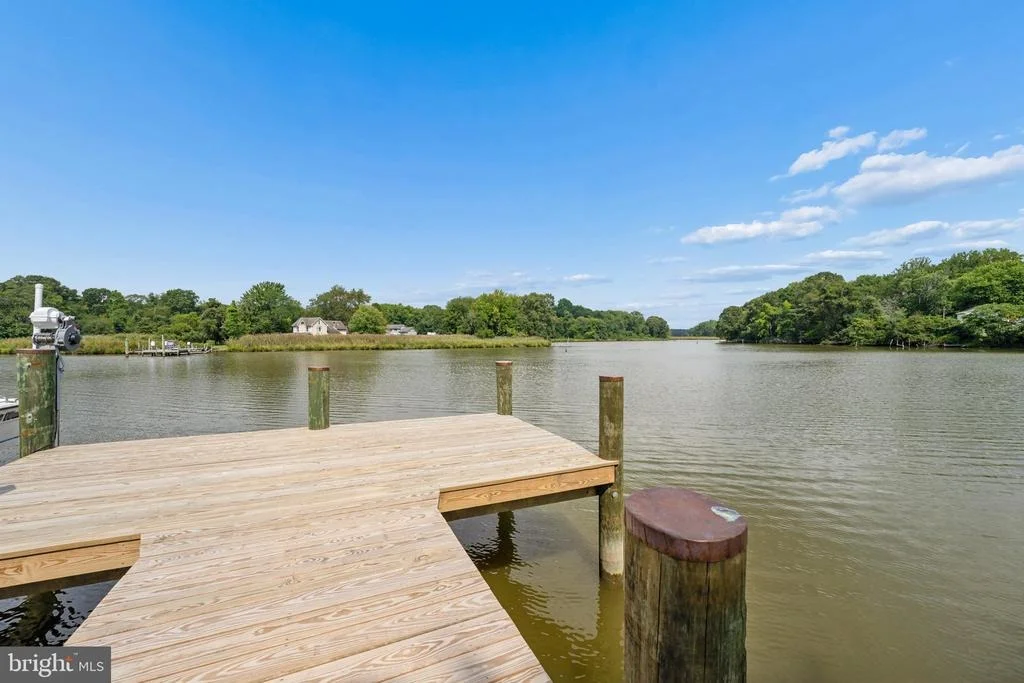 Photo of 456 DEALE ROAD