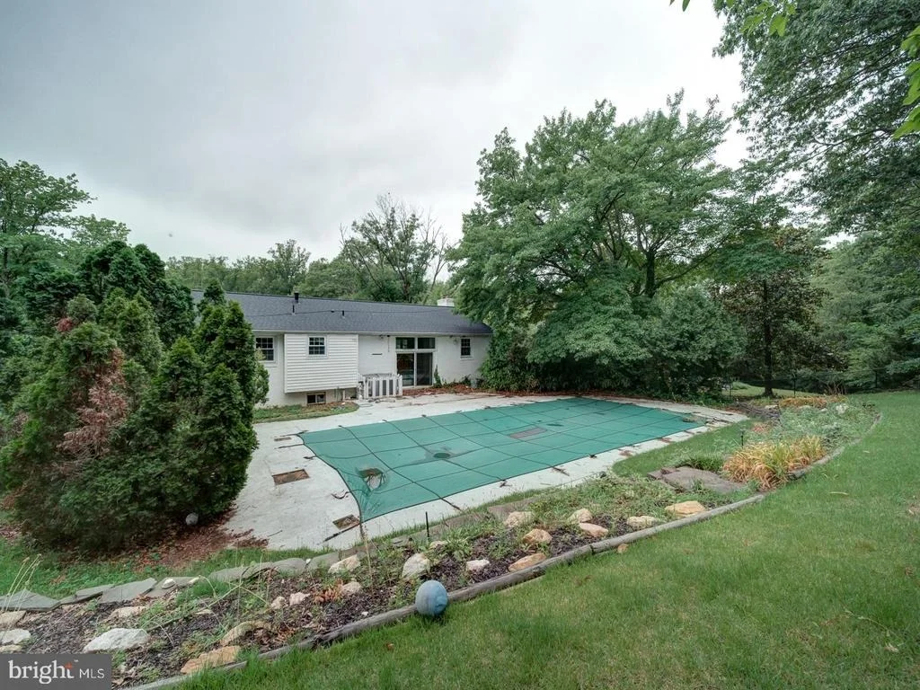 Photo of 4837 RANDOLPH DRIVE