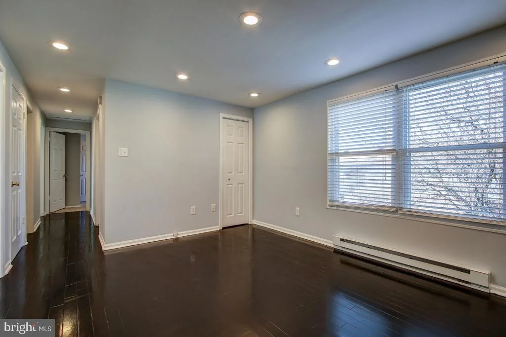 Photo of 408 SHERMAN AVENUE