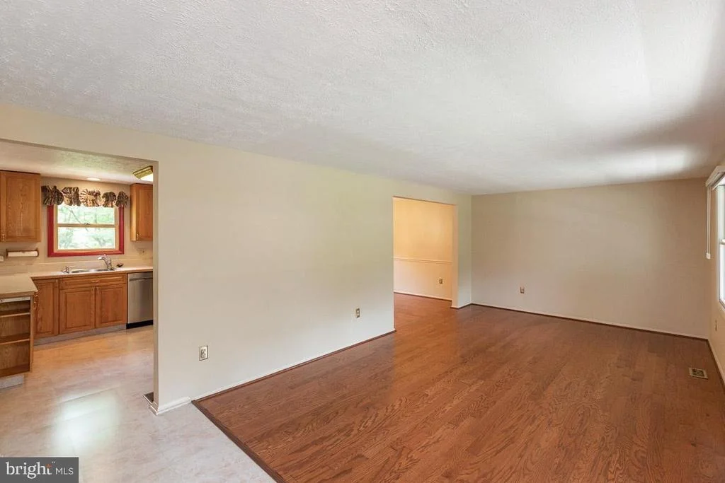 Photo of 7725 BARNSTABLE PLACE