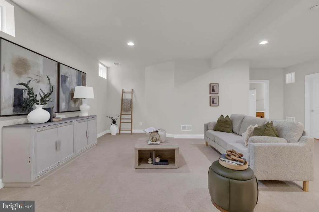 Photo of 42706 CHISHOLM