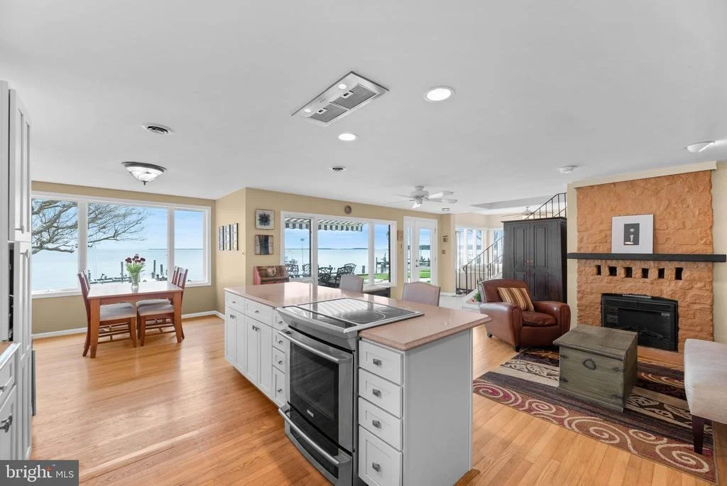 Photo of 3621 BAY DRIVE