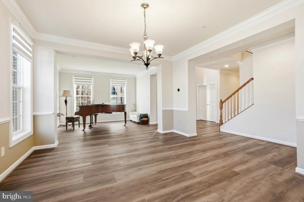 Photo of 15312 SIR EDWARDS DRIVE