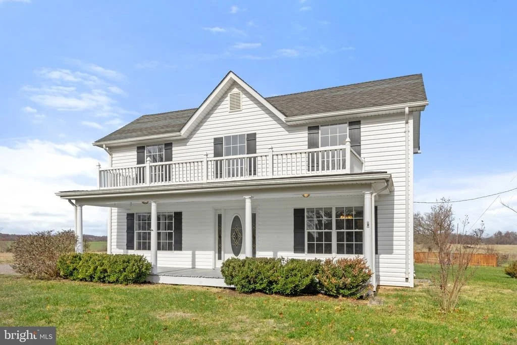 Photo of 18499 AUBURN ROAD