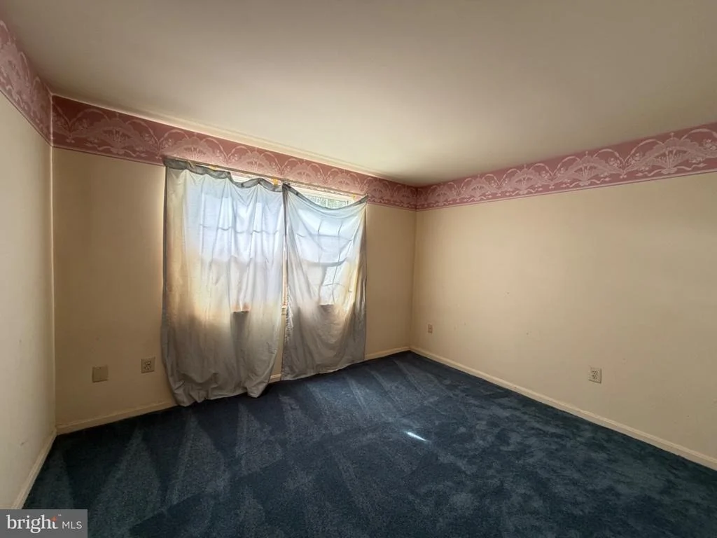 Photo of Unit 12CA at 2403 NORMANDY SQUARE PLACE