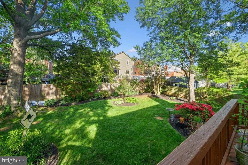 Photo of 9923 JULLIARD DRIVE