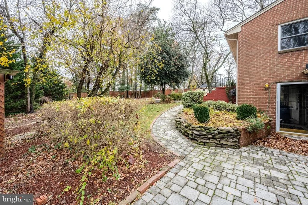 Photo of 1329 DEVILS REACH ROAD