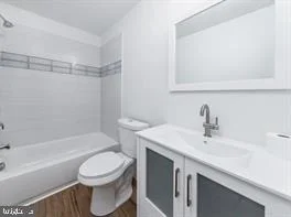 Photo of 503 BROMLEY ESTATES