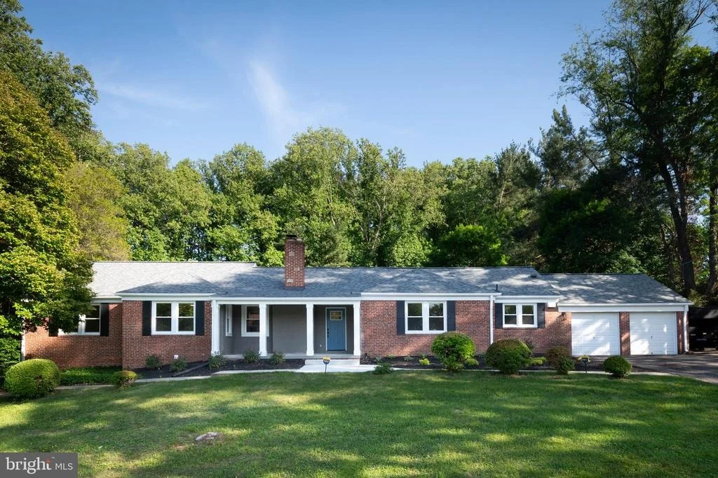 Photo of 206 SHAW AVENUE