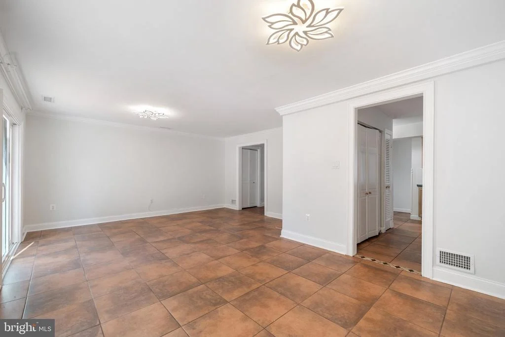 Photo of 459 WINTERBERRY DRIVE