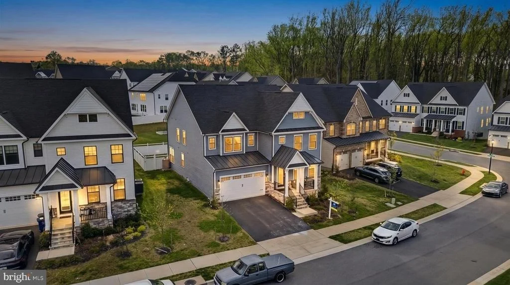 Photo of 7973 LAWNDALE CIRCLE