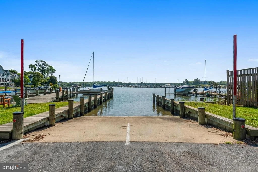 Photo of 109 SUNSET DRIVE