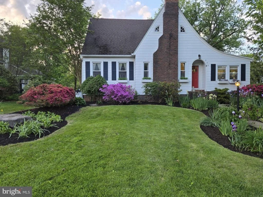Photo of 206 PARK DRIVE