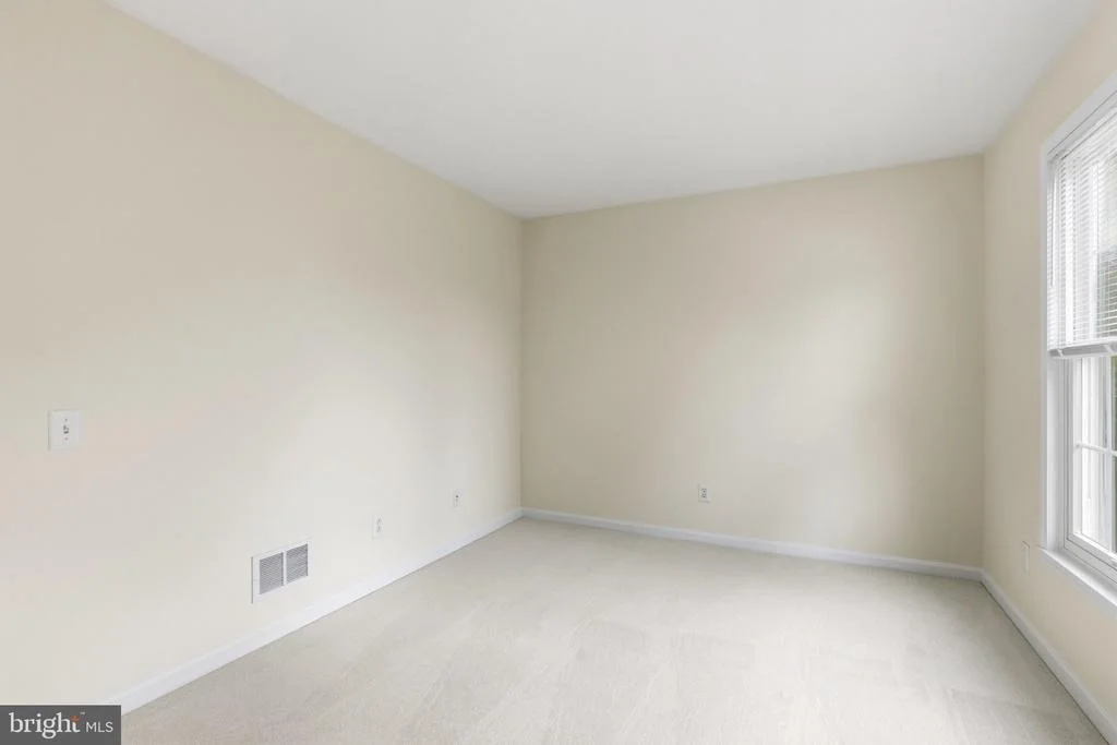 Photo of 702 WILLINGTON SQUARE WAY