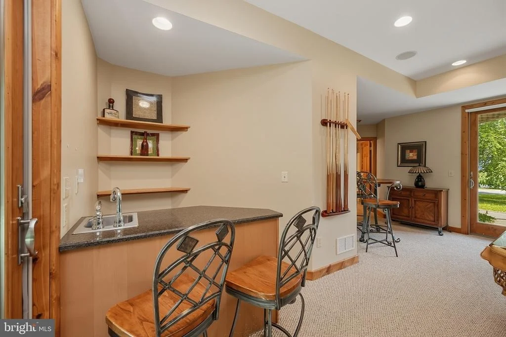 Photo of 250 LAKE POINTE DRIVE