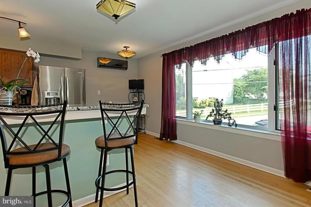 Photo of 8714 CENTER ROAD