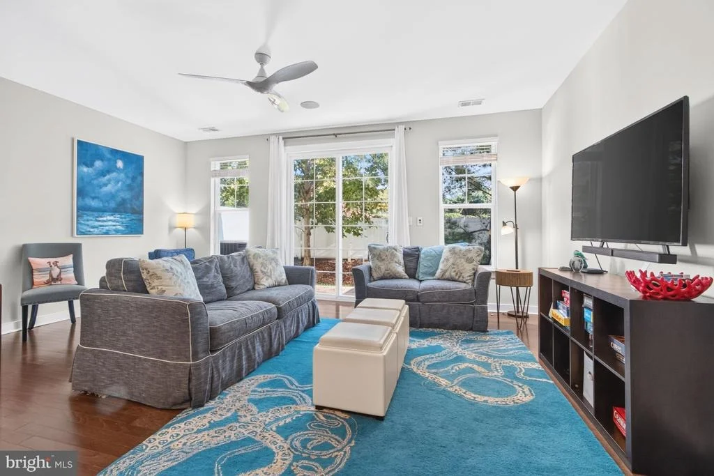 Photo of Unit D2 at 29104 STRIPER HARBOR