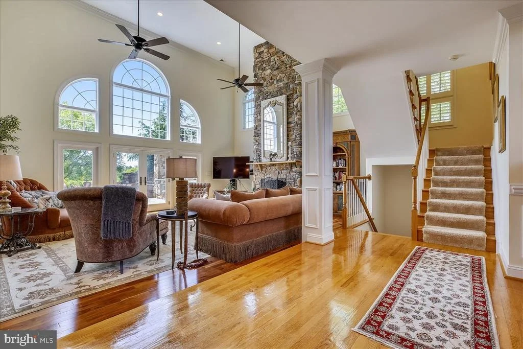 Photo of 21129 GOLF ESTATES DRIVE
