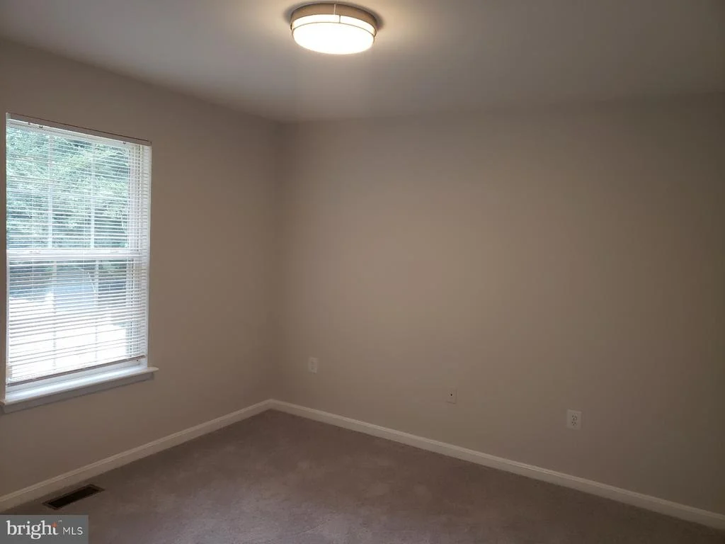 Photo of 5102 LANSING DRIVE