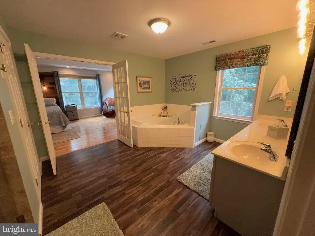 Photo of 13611 PERIMETER DRIVE