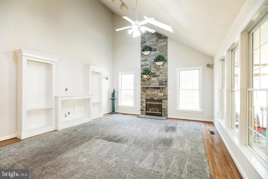 Photo of 10002 LINDLEY COURT