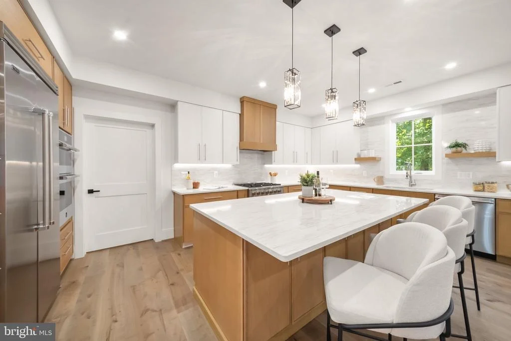 Photo of 8615 ACORN CIRCLE