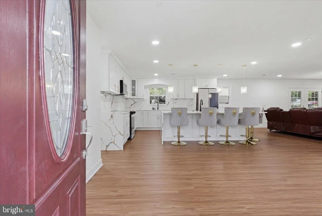 Photo of 10501 BEECHWOOD DRIVE