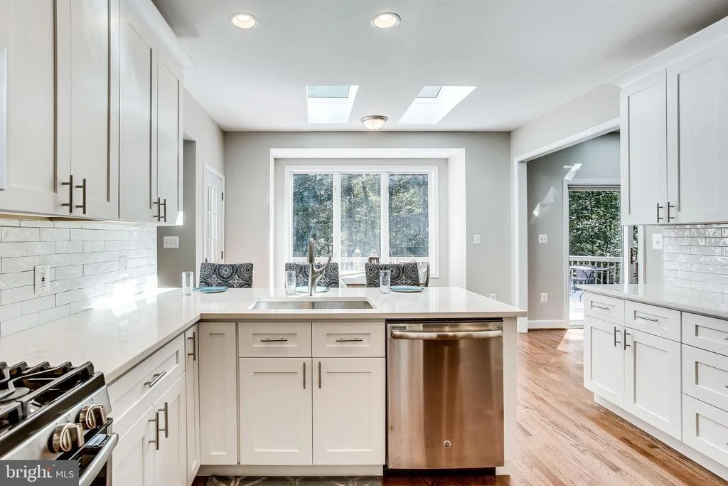 Photo of 10941 STONEBROOK DRIVE