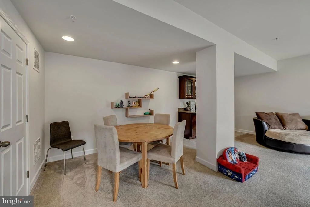 Photo of 11007 TINDER BOX